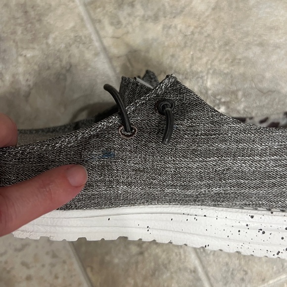 Women’s HEY DUDE Sz 10 Wendy brown chadron cow animal - Picture 7 of 7